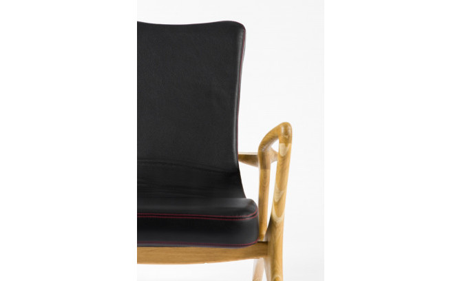 Atpūtas krēsls DONNA no ozola masīvkoka spilvens dabīgā ādā